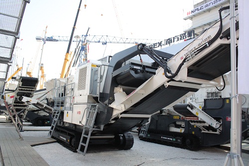 特雷克斯南方路機(jī)1-111型、1-111RS型履帶移動式破碎站