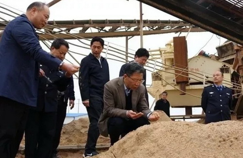 機(jī)制砂進(jìn)入“黃金時(shí)代”，機(jī)遇與挑戰(zhàn)并行，如何抓住機(jī)遇，你需要知道這四點(diǎn)！