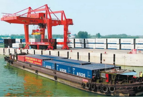 河南再開新精品航線，砂石運(yùn)輸直達(dá)長江口