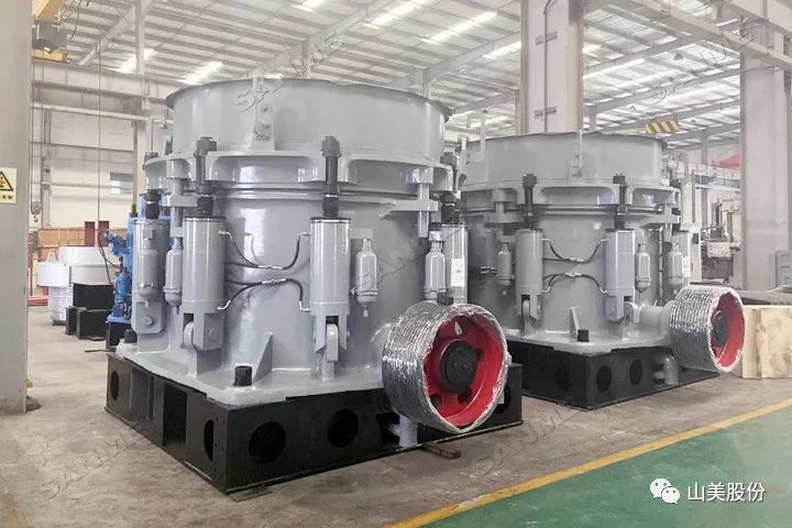 發(fā)貨|上海山美股份4臺大型圓錐破碎機奔赴河南信陽時產1400噸尾礦制砂項目現(xiàn)場