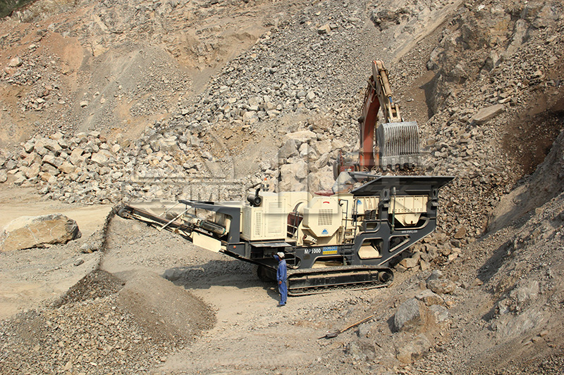 移動(dòng)履帶破碎機(jī)怎么買才能價(jià)格更實(shí)惠？