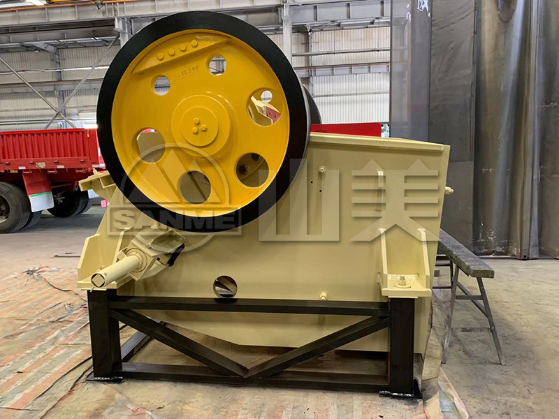 顎式破碎機(jī)都有哪些優(yōu)勢(shì)？顎式破碎機(jī)多少錢？